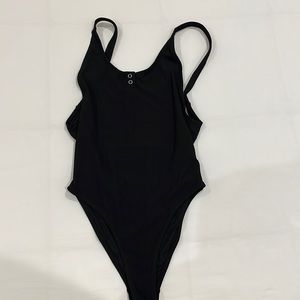Ribbed scoop back one piece